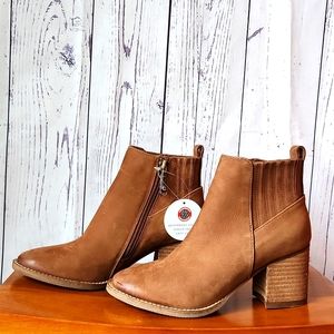 Suede Ankle Booties Tan Size 6.5
